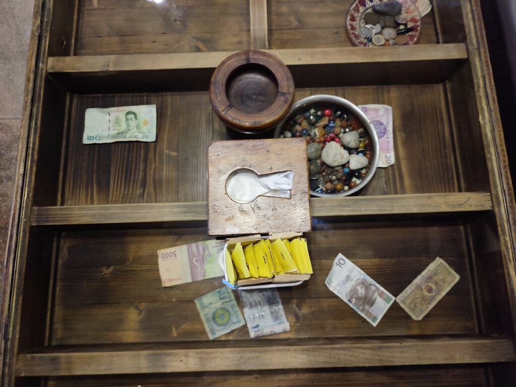 Jafra restaurant and cafe, Amman, Jordan, table