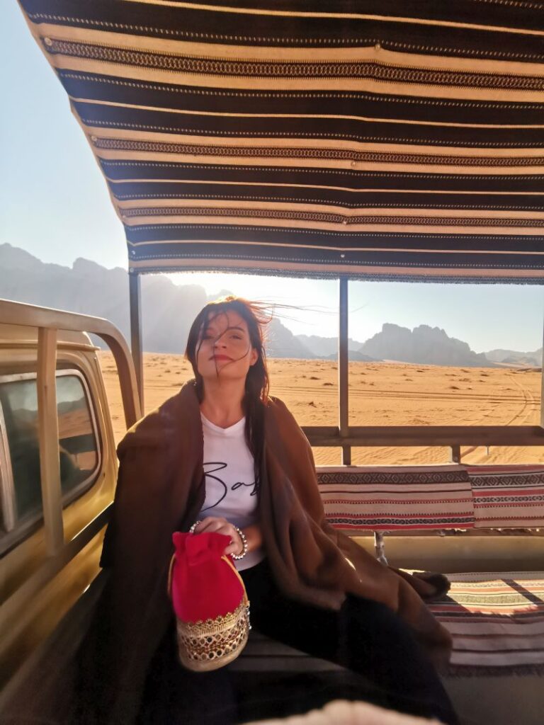 Wearing farwa - the traditional Bedouin coat